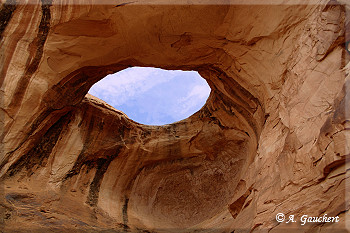 An der Bow Tie Arch